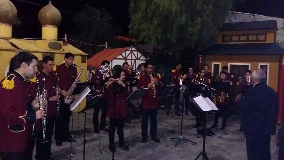Christmas Concert outside Municipality House